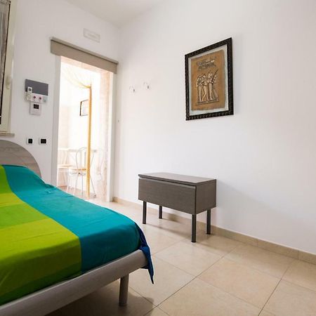 B&B Sun House Модуньо Екстер'єр фото
