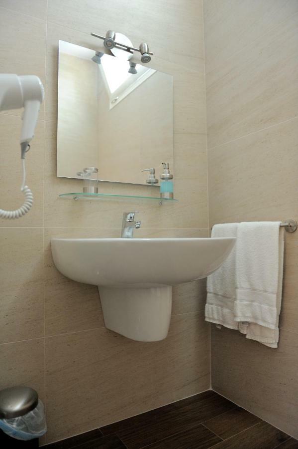 B&B Sun House Модуньо Екстер'єр фото
