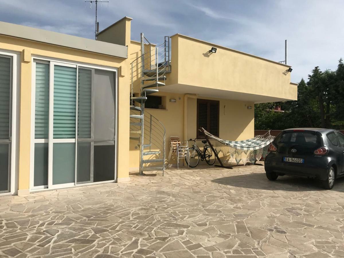 B&B Sun House Модуньо Екстер'єр фото