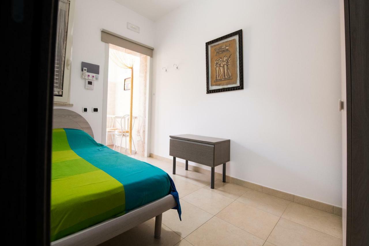 B&B Sun House Модуньо Екстер'єр фото